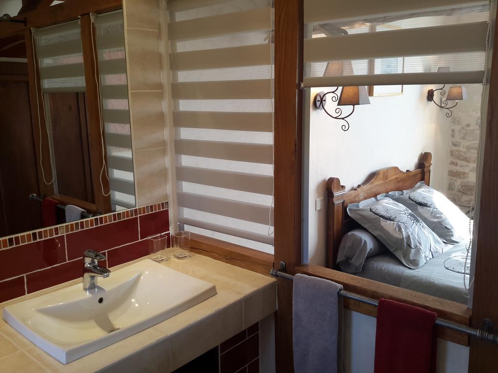 Chambres D'Hotes Grange Carree Saint-Rémy Екстериор снимка